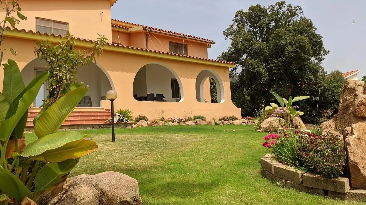 Bed and Breakfast B&B Bentos Pula Di Lucarelli S