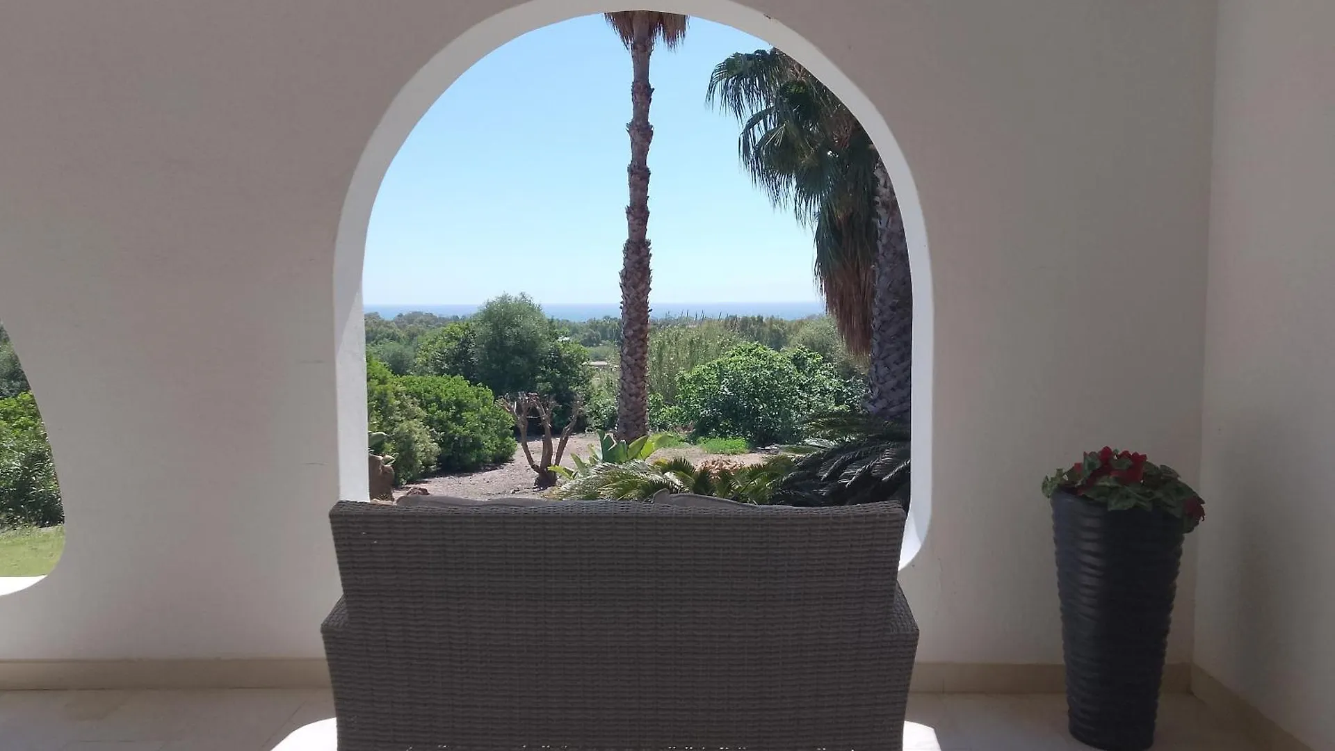 B&B Bentos Pula Di Lucarelli S Ιταλία